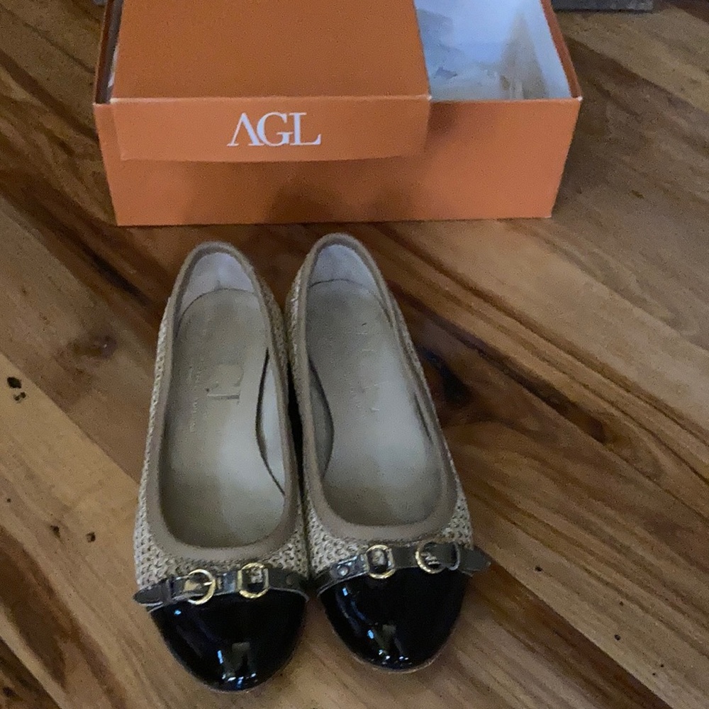 AGL flats